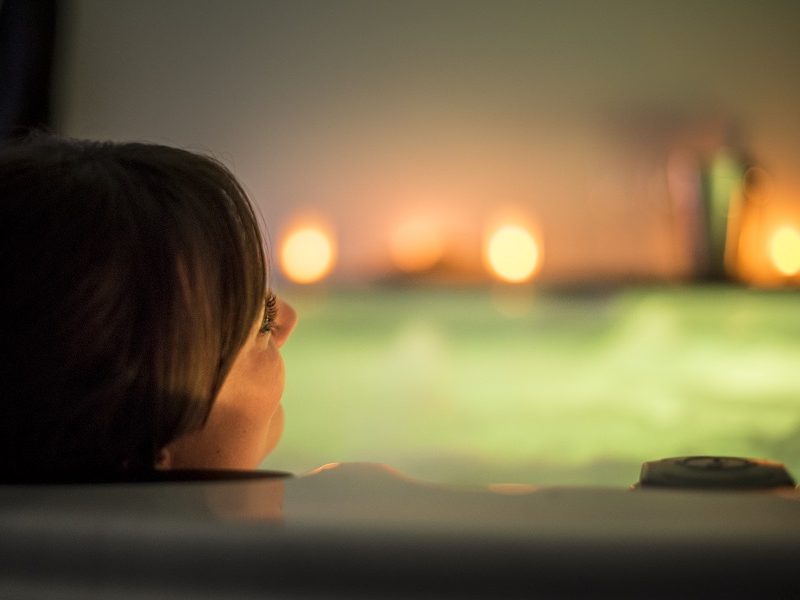 Pourquoi passer un weekend en amoureux avec jacuzzi privatif à Lyon ? 